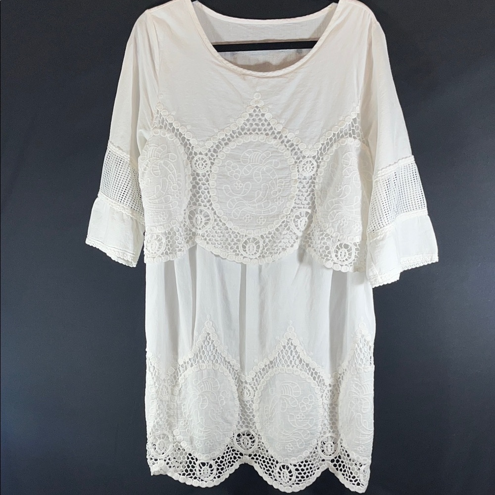 White Cotton Crochet Lace Dress with Scalloped detail Large Like New